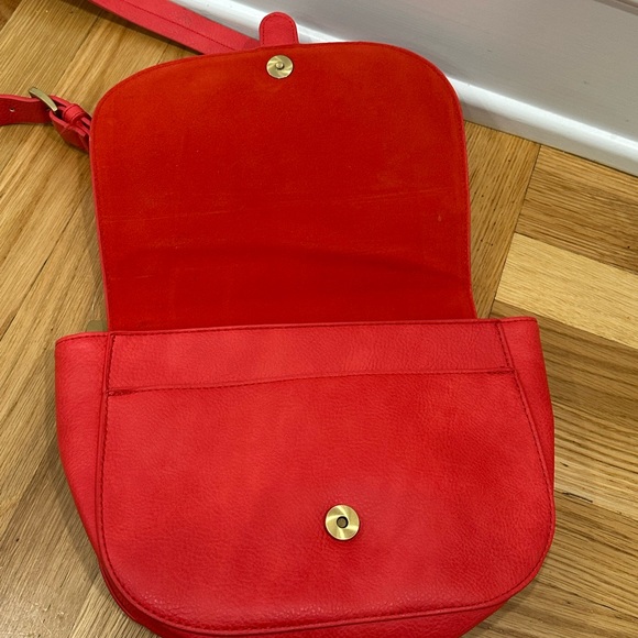 Joules Red Leather Crossbody Bag - Picture 5 of 10
